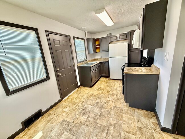 Photo - 4018 N 42nd St