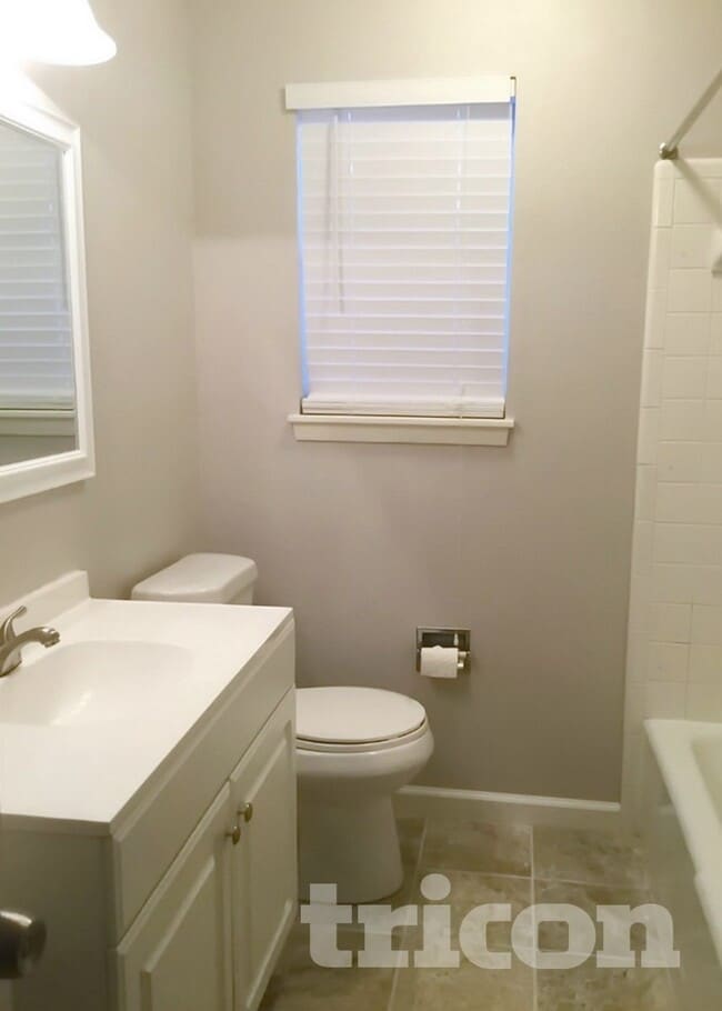 Photo - 1803 Westcrest Dr