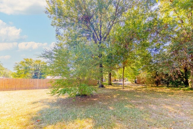 Photo - Wonderful 3 Bed/1 Bath in Searcy