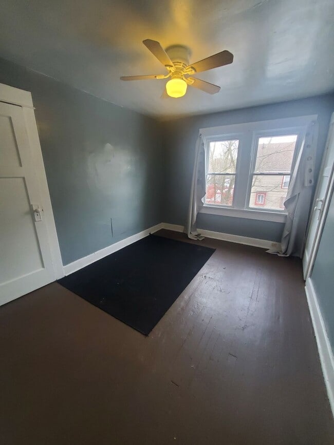 Photo - Spacious 2 bedroom home