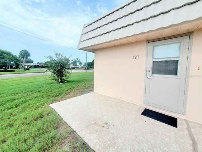 Photo - 201 Bedford Trail Unit 121
