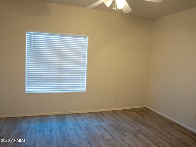 Photo - 4200 N 82nd St Unit 1002