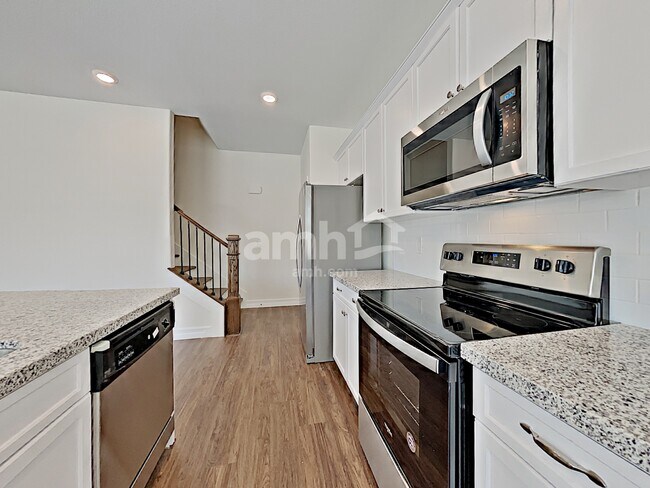 Photo - 9875 S Eastern Ave