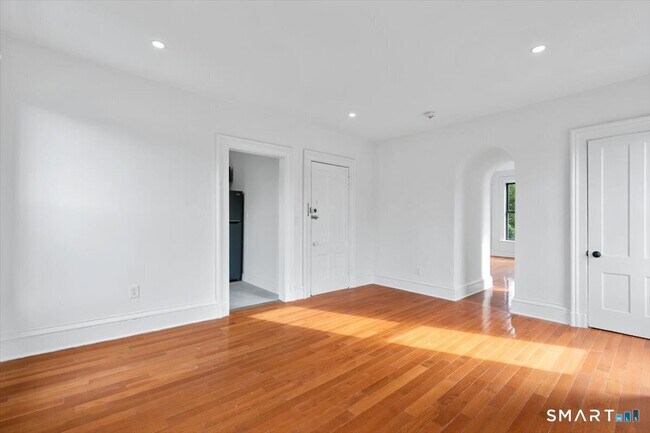 48 Trumbull St Unit 3