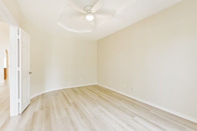 Photo - 11918 Mariposa Canyon Dr