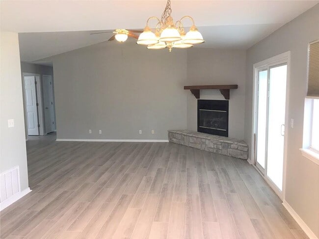 Photo - 7 Buckland Ln
