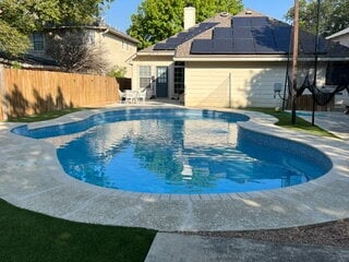 Photo - Beautiful 4 Bed/2 Bath with a Pool in the Heart of Castle Hills