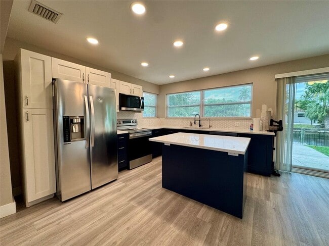 Photo - 1871 NW 31st Ave