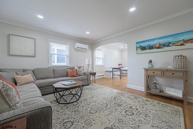 Photo - 112 N Argyle Ave