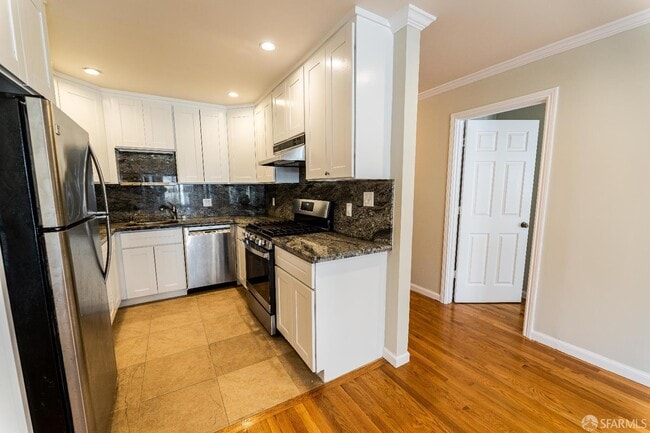 Photo - 2512 Fillmore St