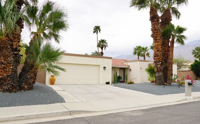 Photo - 1413 E Caleta Way House