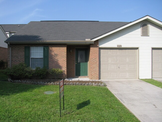Building Photo - 8023 Chambord Way Rental