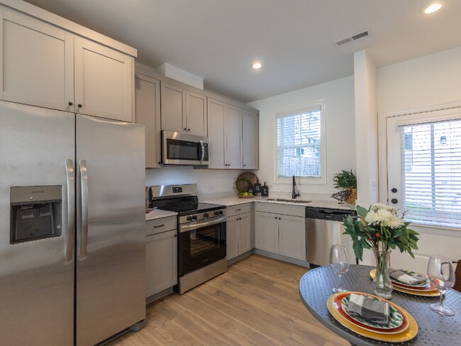 Photo - 1108 Rand St Unit C