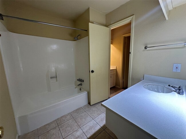 Photo - 1937 Arcadia Dr