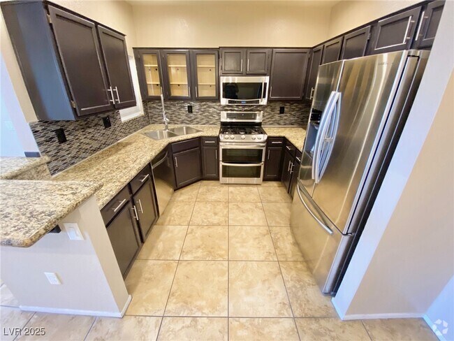 Building Photo - 1830 N Buffalo Dr Unit 2020 Rental