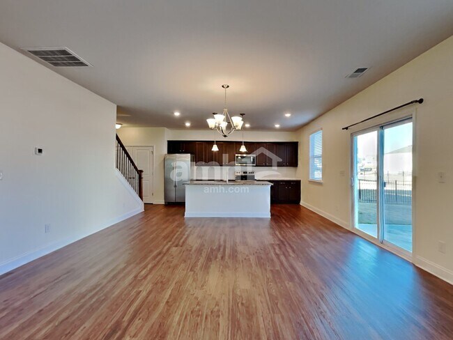 Photo - 145 Twin River Dr