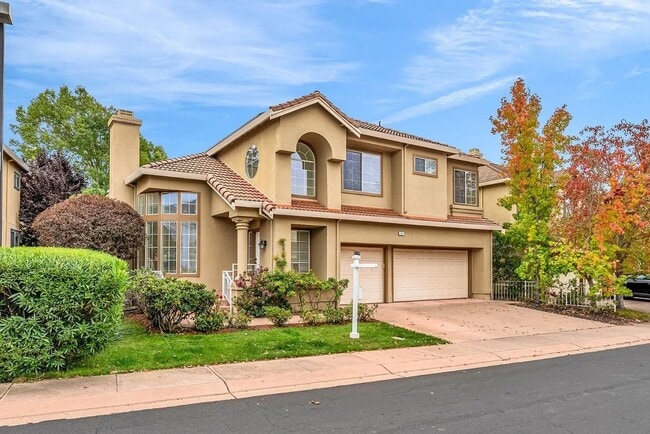 Photo - Spacious 4 bedroom, 2.5 bath home in gated community!