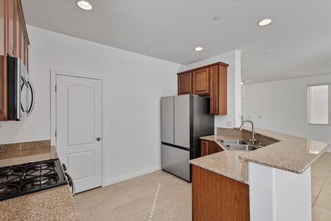 Photo - Gorgeous 4BR/2.5BA/2GA Two-Story Gem in Ga...