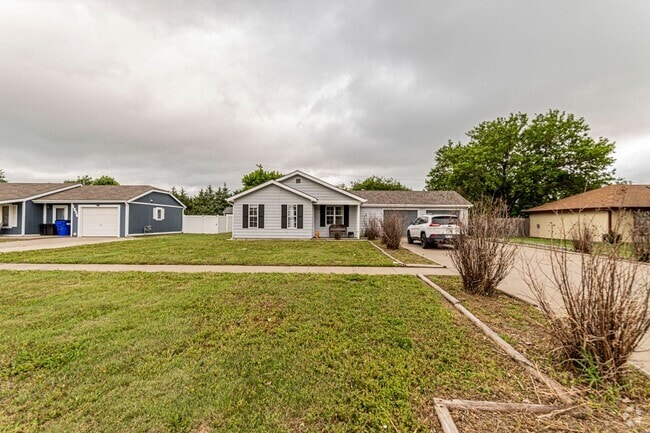 Building Photo - Single Family Home