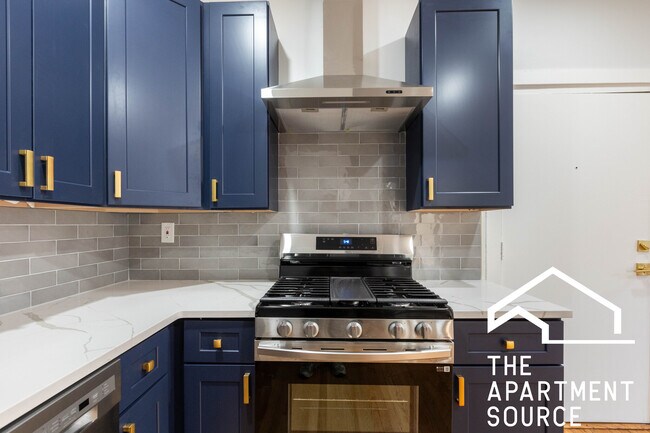 Photo - 533 W Wrightwood Ave Unit 2R