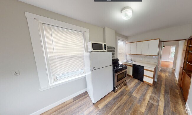 Building Photo - 5 Elmer St Unit 2A Rental