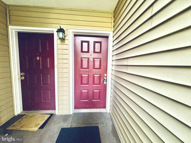 Photo - 18237 Swiss Cir Unit 1-31