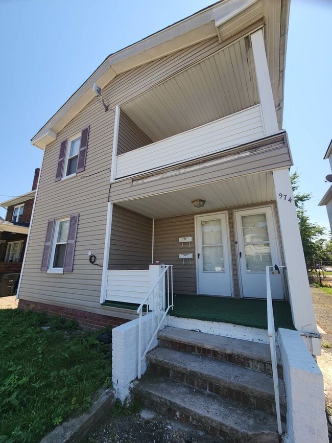 Photo - 974 Royal Rd Unit 974 Royal Rd up