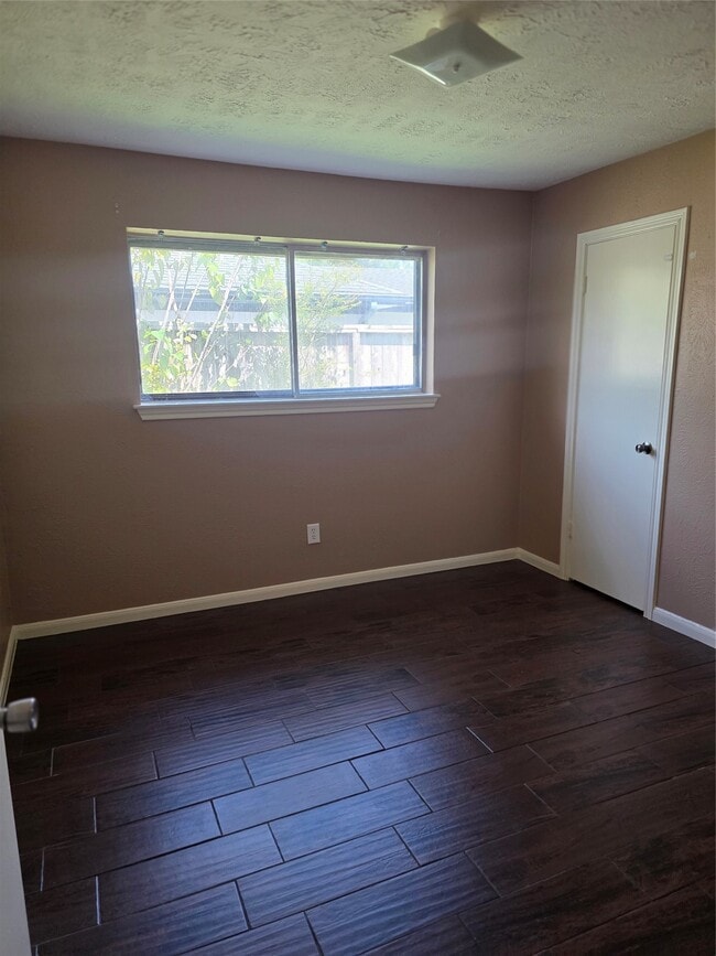 Photo - 2703 Westfield St