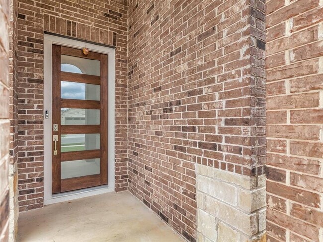 Photo - 2236 Cattle Baron Trl