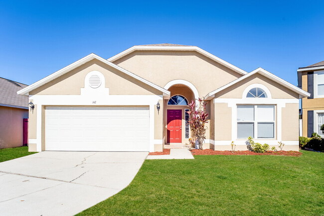 Building Photo - 142 Woodbury Pines Cir