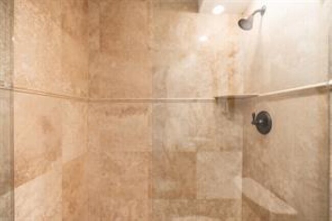 Photo - 4848 NE 23rd Ave Unit 7b