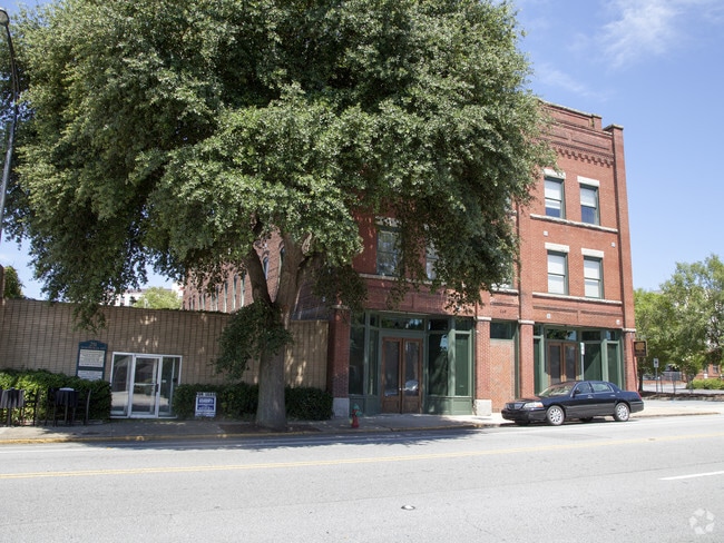 Magnolia Lofts