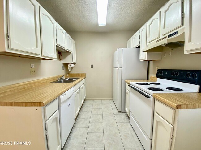 Photo - 204 Wilkie St