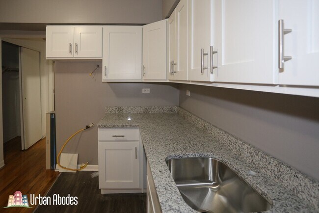 Photo - 5517 N Kenmore Ave Unit M09B