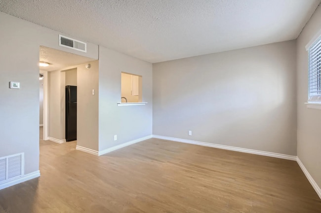 Mission Villas
