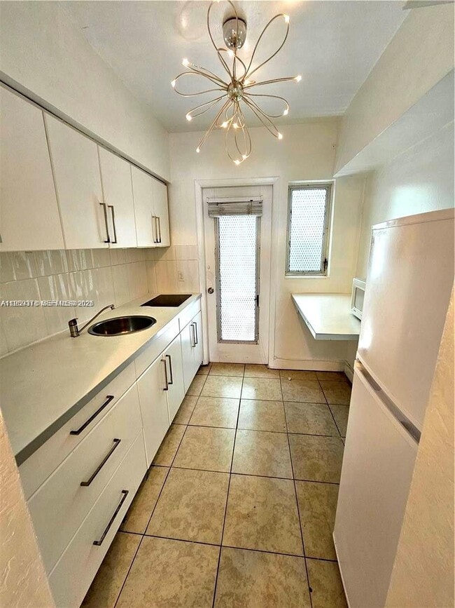 Photo - 761 Euclid Ave Unit 3