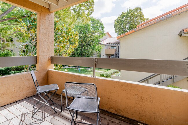 Photo - 1600 Villa St Unidad FL3-ID2108