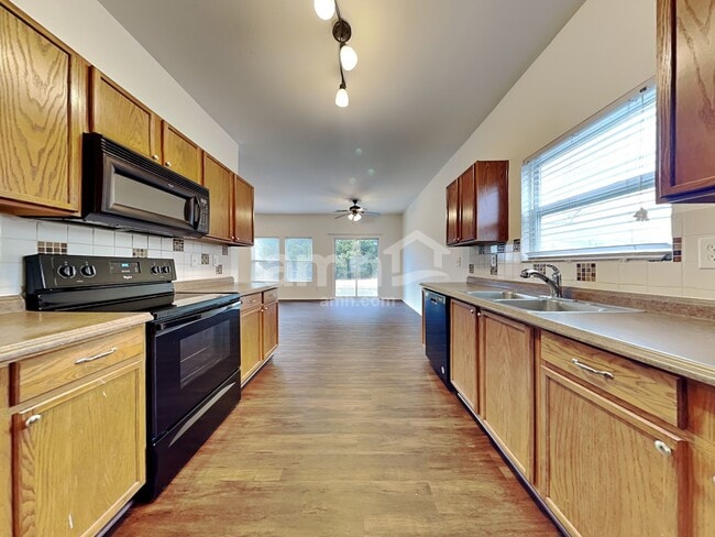 Photo - 4636 Meadowfield Rd