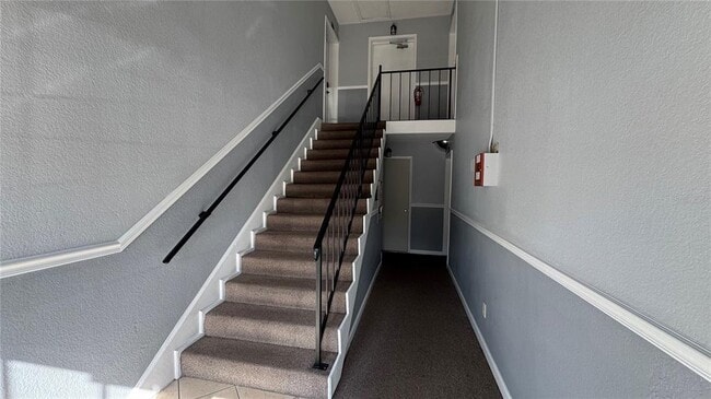 Photo - 205 Lewfield Cir Unit 205