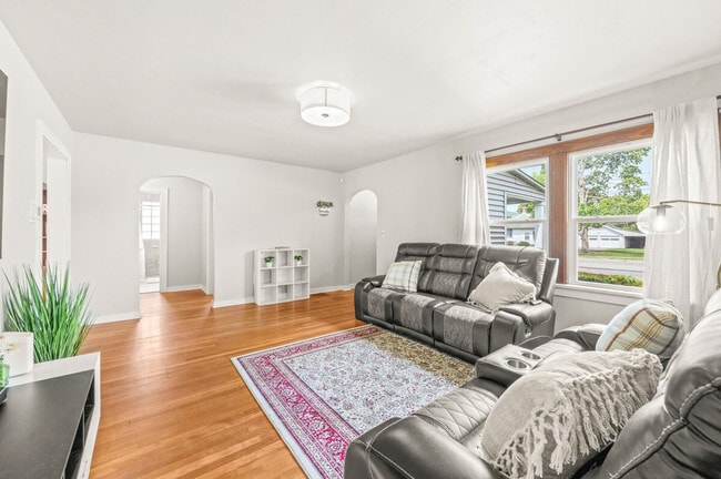 Photo - 2637 17th St Unidad ID1397954P