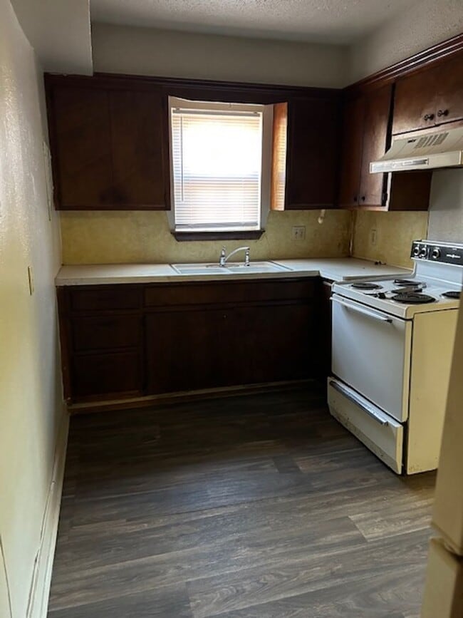 Photo - Cute duplex right on OU Campus