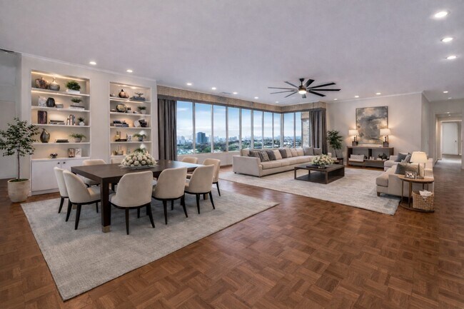 Building Photo - 2016 Main St Unit 3