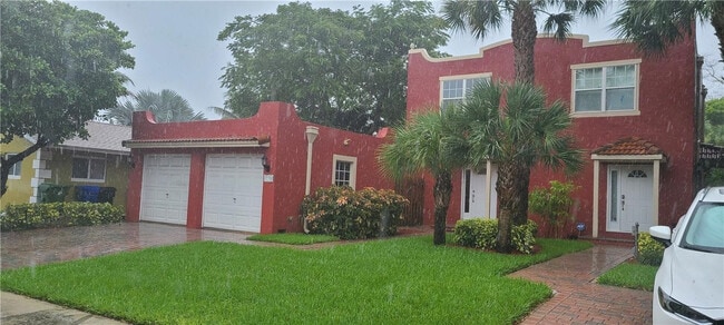 Photo - 735 NW 1st Ave