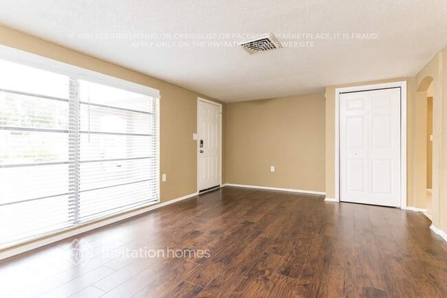 Photo - 9141 Lunar Ln