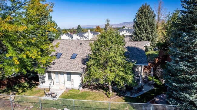 Photo - 2586 E 6710 S