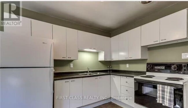 Photo - 657 Sevilla Park Pl