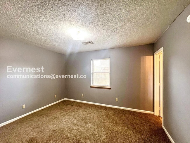 Photo - 44 Barnwell Dr