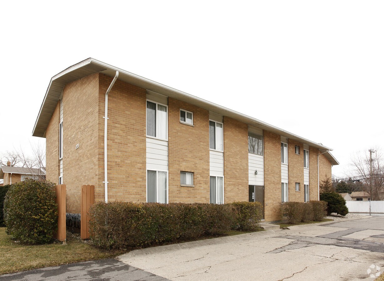 Maple Apartments - Amber's Maple Apartments
