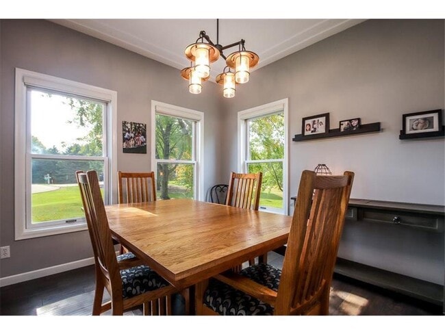 Photo - 1510 Jalger Ave NE