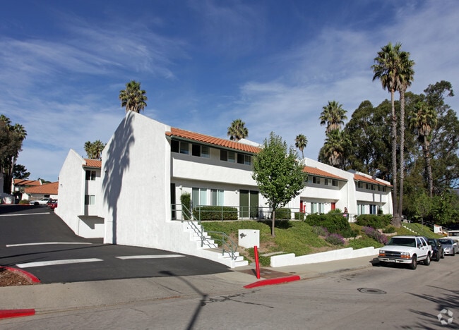 Valencia Apartments